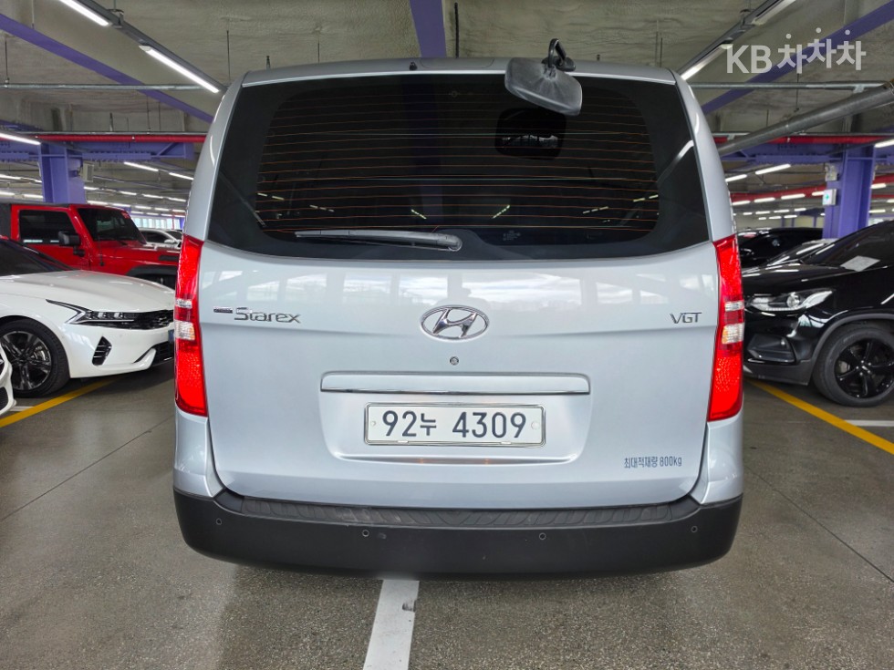Hyundai Starex — miniaturë 4