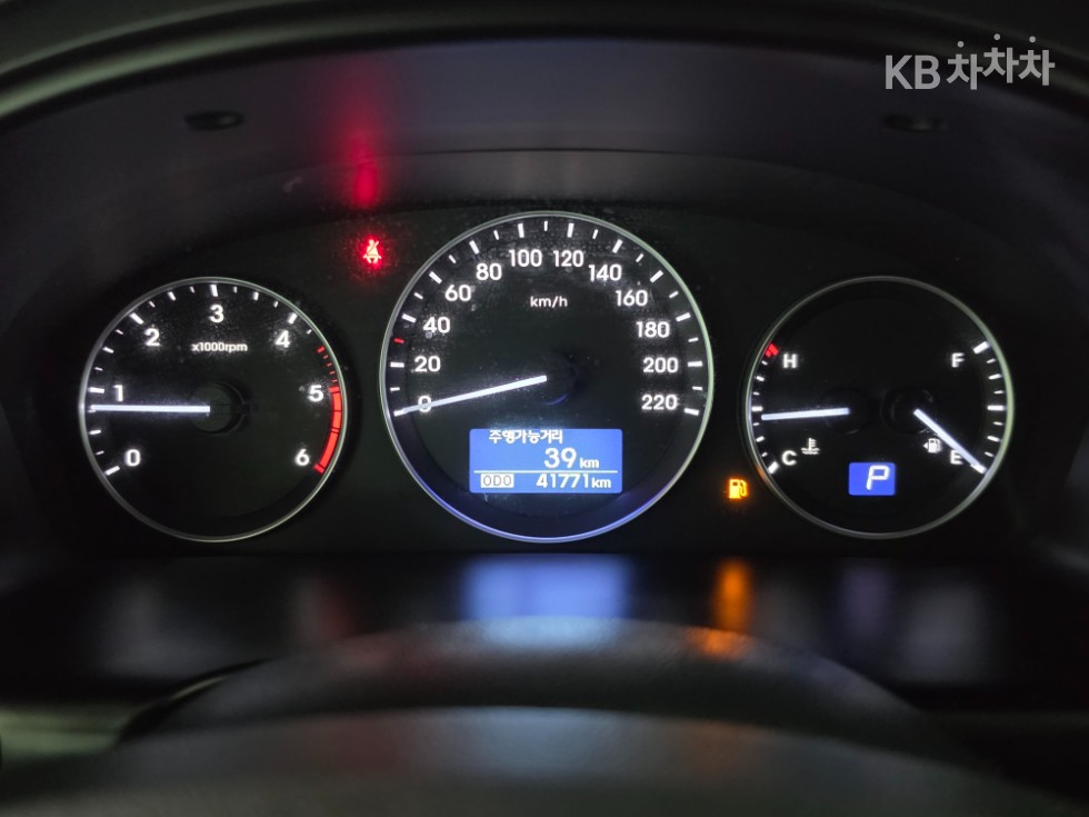 Hyundai Starex — miniaturë 8
