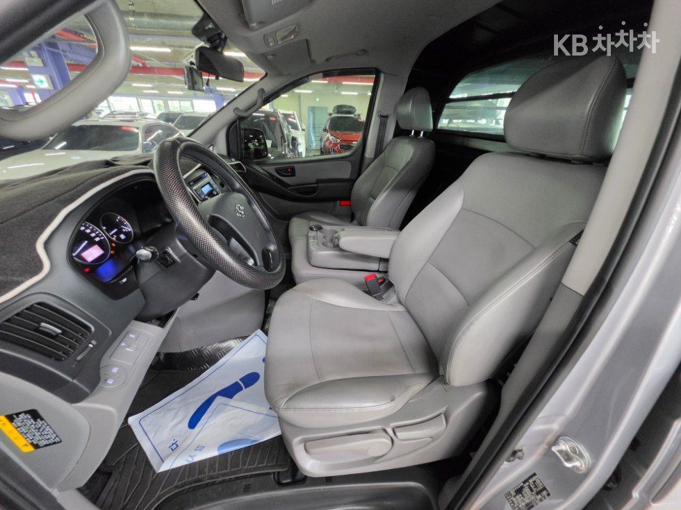 Hyundai Starex — miniaturë 12