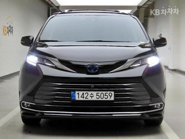 Toyota Sienna 2.5 하이브리드 AWD — foto 1