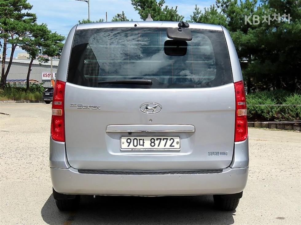 Hyundai Starex — miniaturë 4