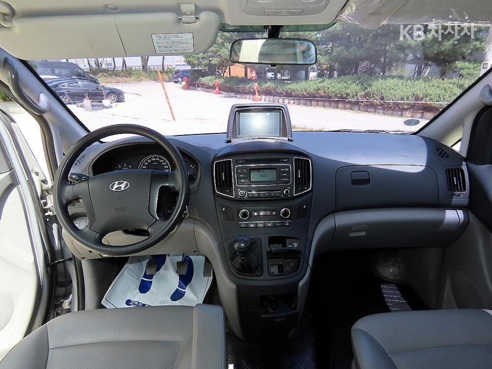 Hyundai Starex — miniaturë 7