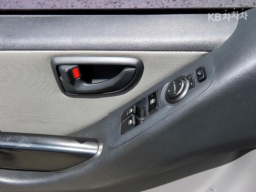 Hyundai Starex — miniaturë 11