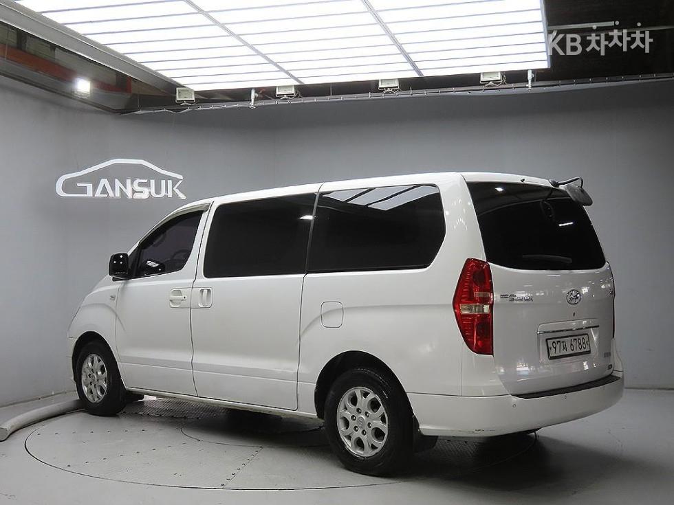 Hyundai Starex — miniaturë 3