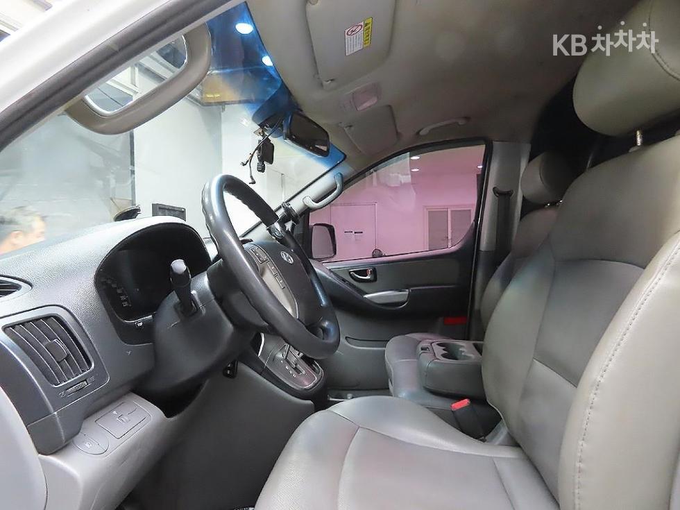 Hyundai Starex — miniaturë 12