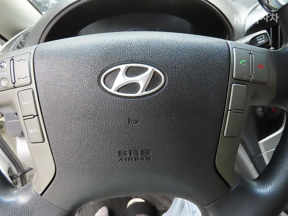 Hyundai Starex — miniaturë 15