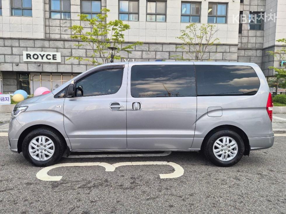 Hyundai Starex — miniaturë 5