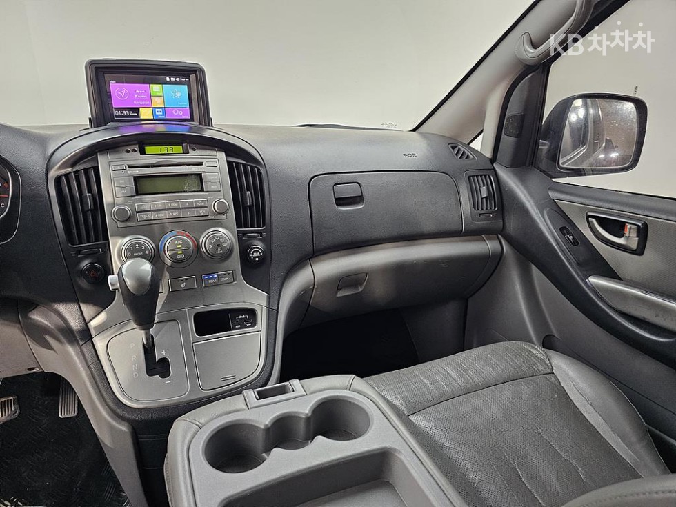 Hyundai Starex — miniaturë 10
