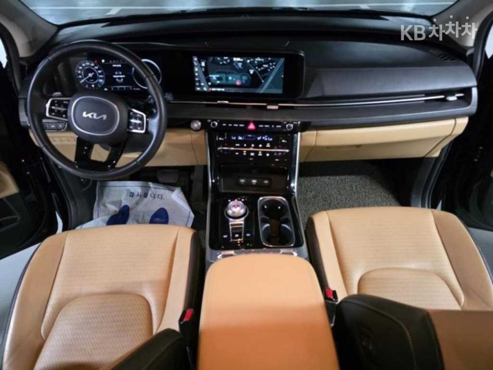 Kia Carnival — miniaturë 6