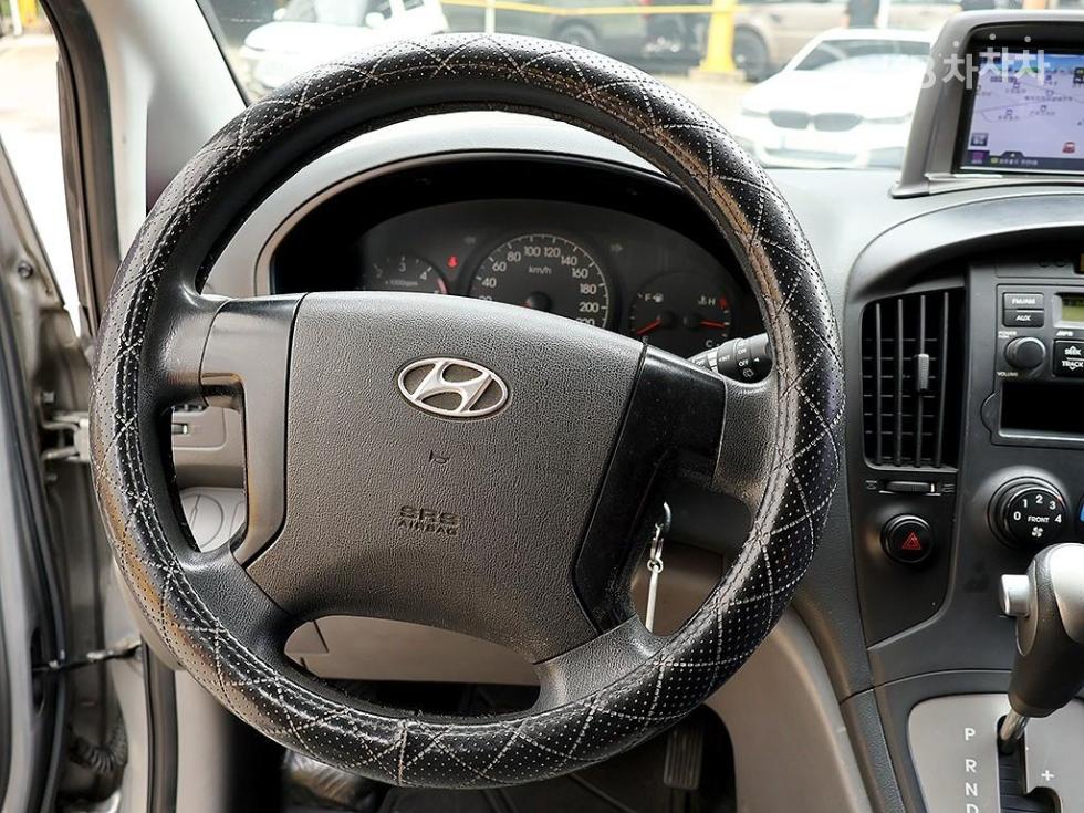 Hyundai Starex — miniaturë 8