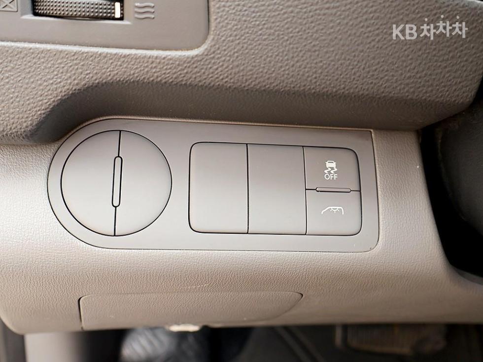 Hyundai Starex — miniaturë 11