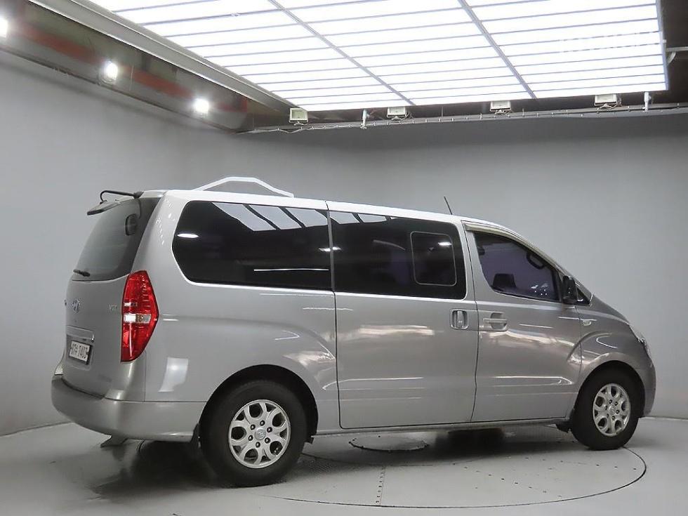 Hyundai Starex — miniaturë 4