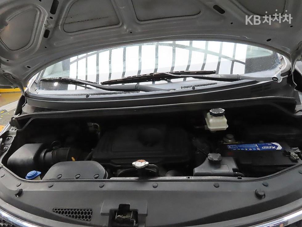 Hyundai Starex — miniaturë 8