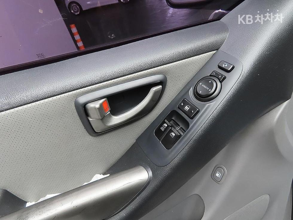 Hyundai Starex — miniaturë 13