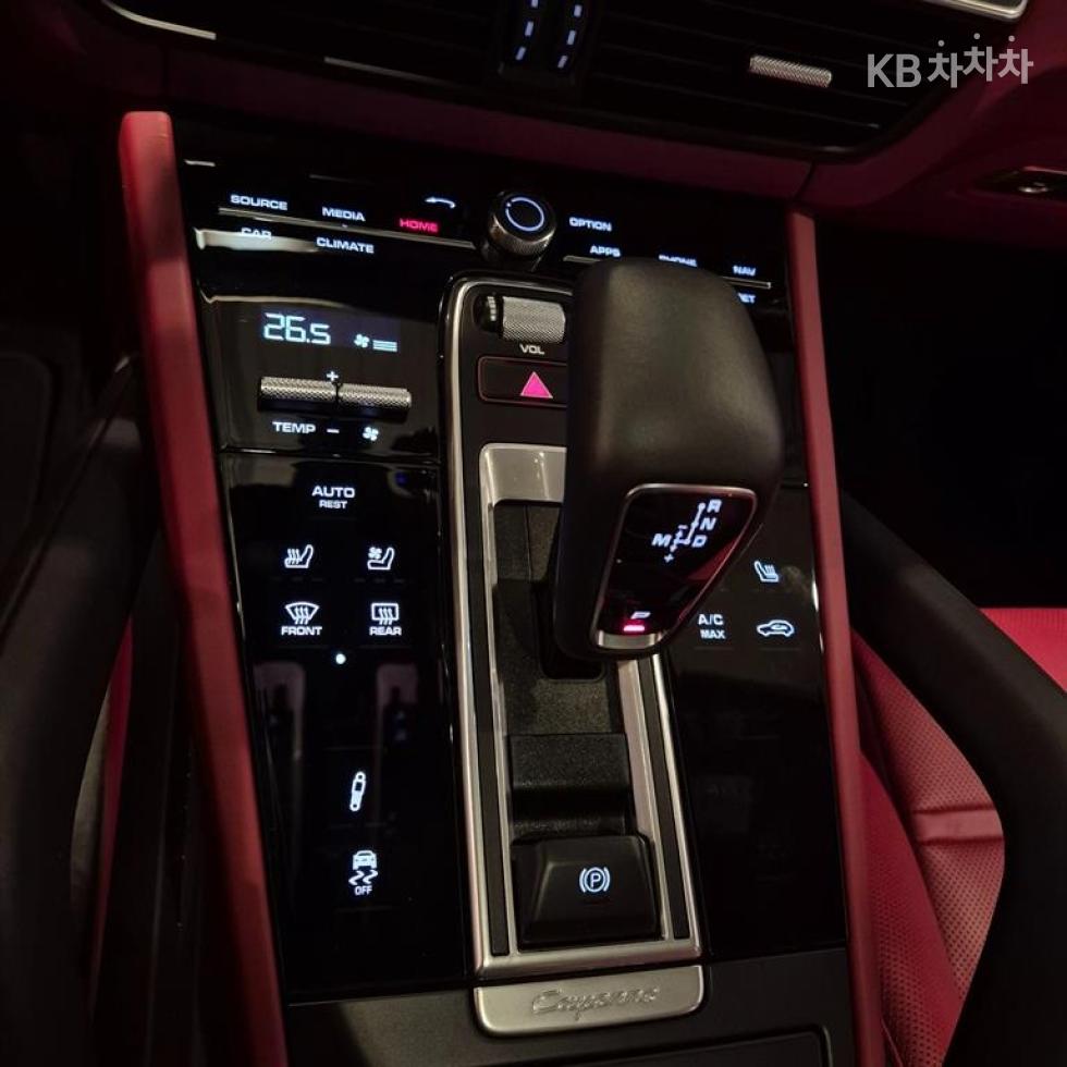 Porsche Cayenne — miniaturë 10