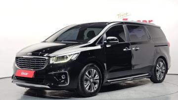 Kia Carnival 9인승 2.2 디젤 럭셔리