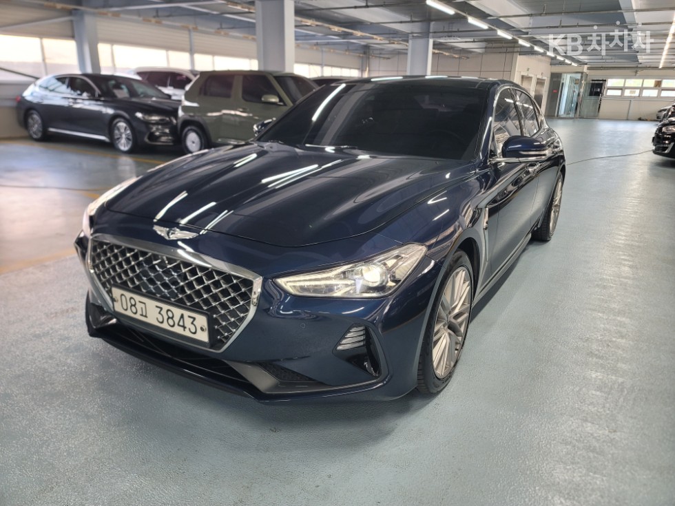 Genesis G70