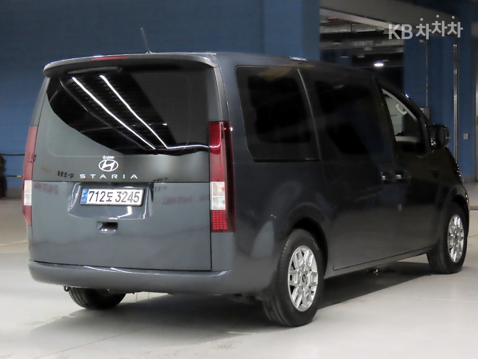 Hyundai Staria — miniaturë 4
