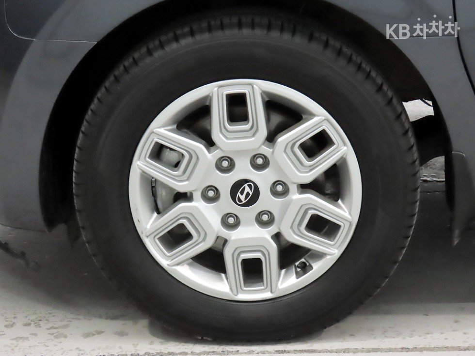 Hyundai Staria — miniaturë 20
