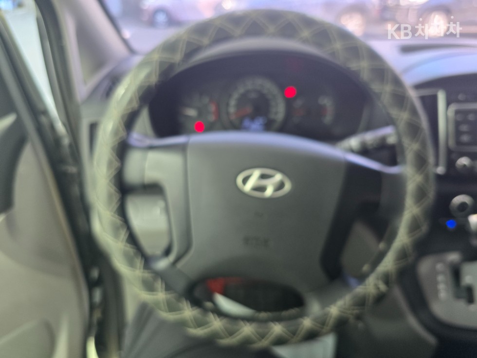 Hyundai Starex — miniaturë 8