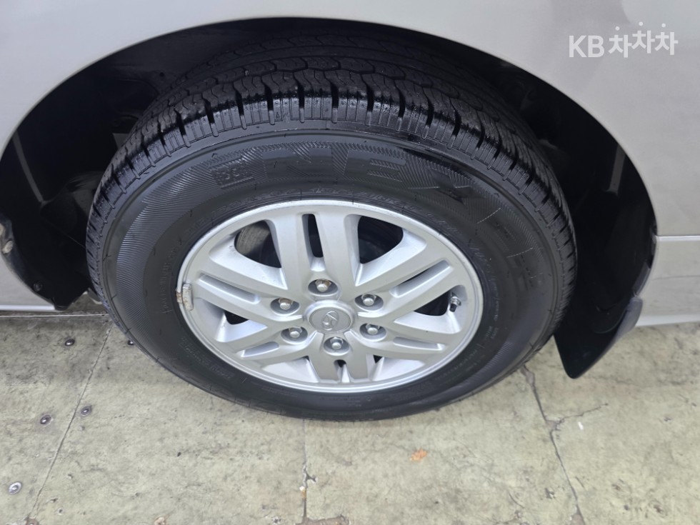 Hyundai Starex — miniaturë 14