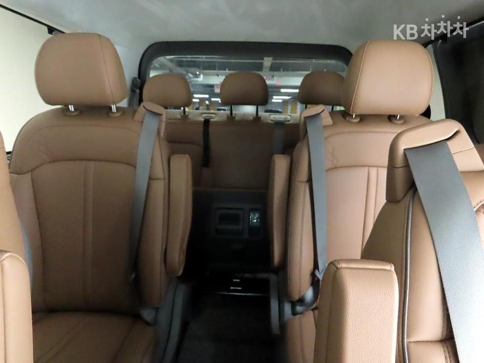 Hyundai Staria — miniaturë 14