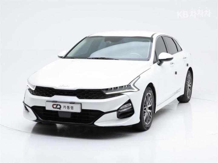 Kia K5 2.0 Trendy — foto 1