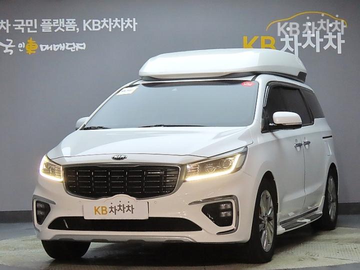 Kia Carnival Gasoline 9-Seater Hi-Limousine Noblesse Special — foto 1