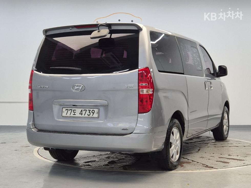 Hyundai Starex — miniaturë 3