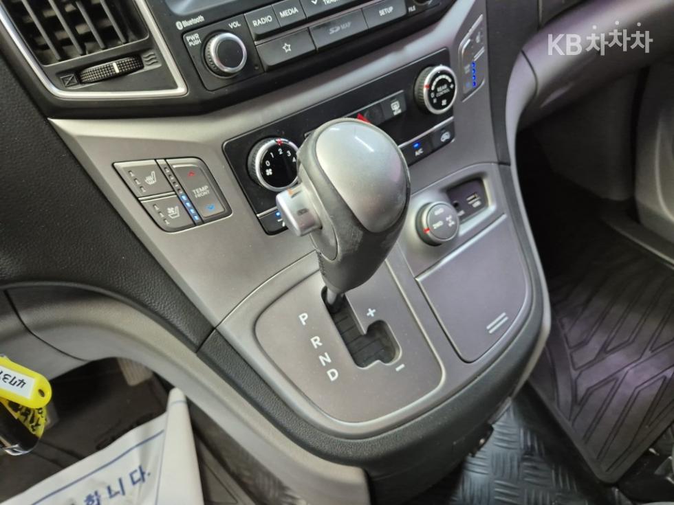Hyundai Starex — miniaturë 8