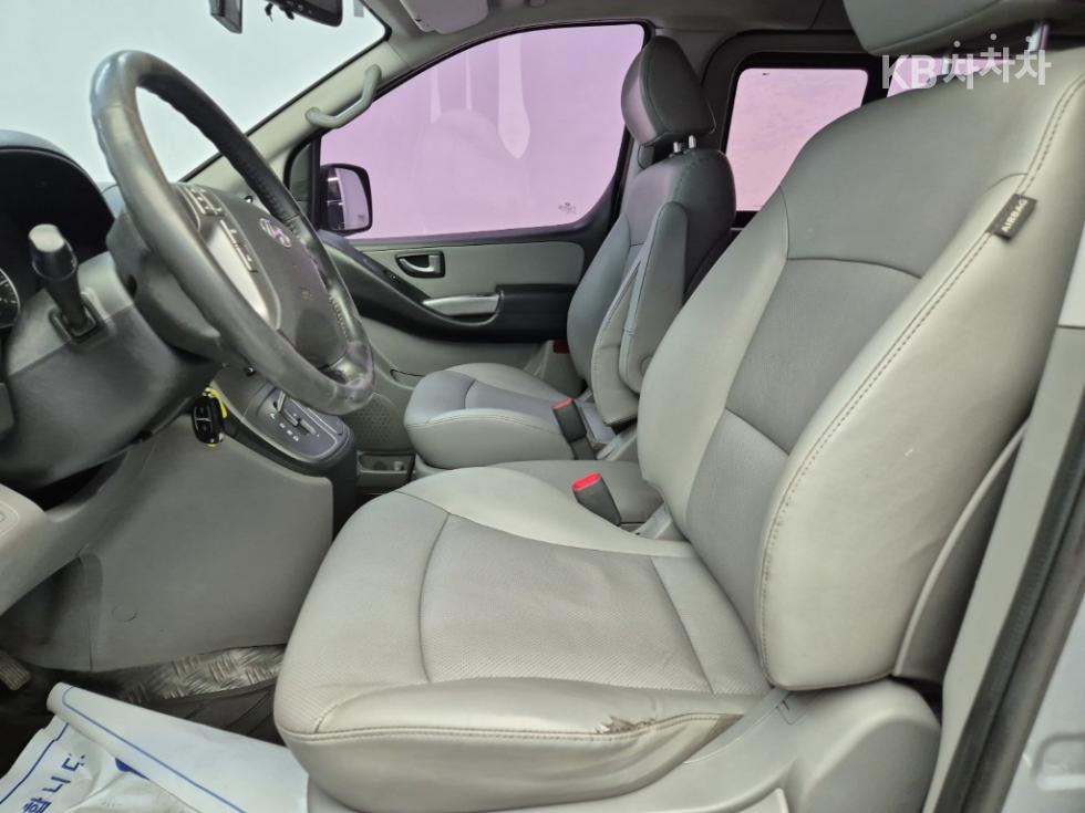 Hyundai Starex — miniaturë 11