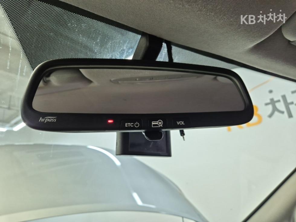 Hyundai Starex — miniaturë 15