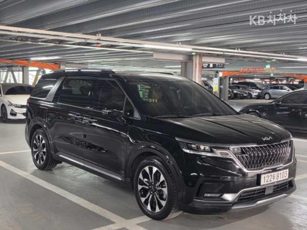 Kia Carnival — miniaturë 3