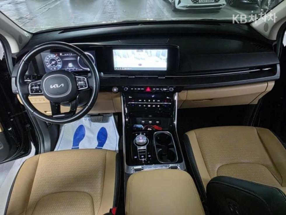 Kia Carnival — miniaturë 6
