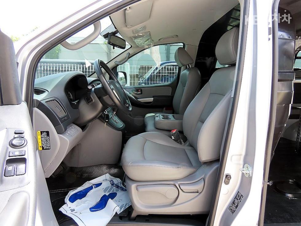 Hyundai Starex — miniaturë 5