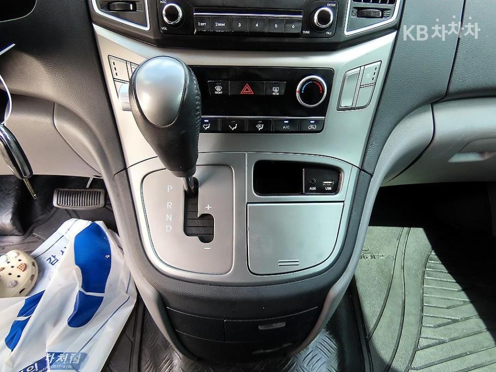 Hyundai Starex — miniaturë 10