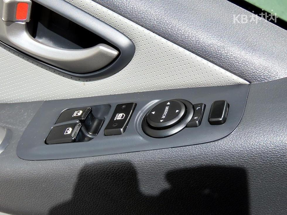 Hyundai Starex — miniaturë 11
