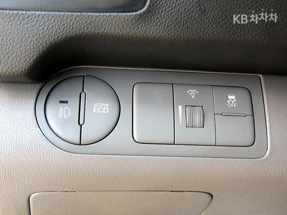 Hyundai Starex — miniaturë 12