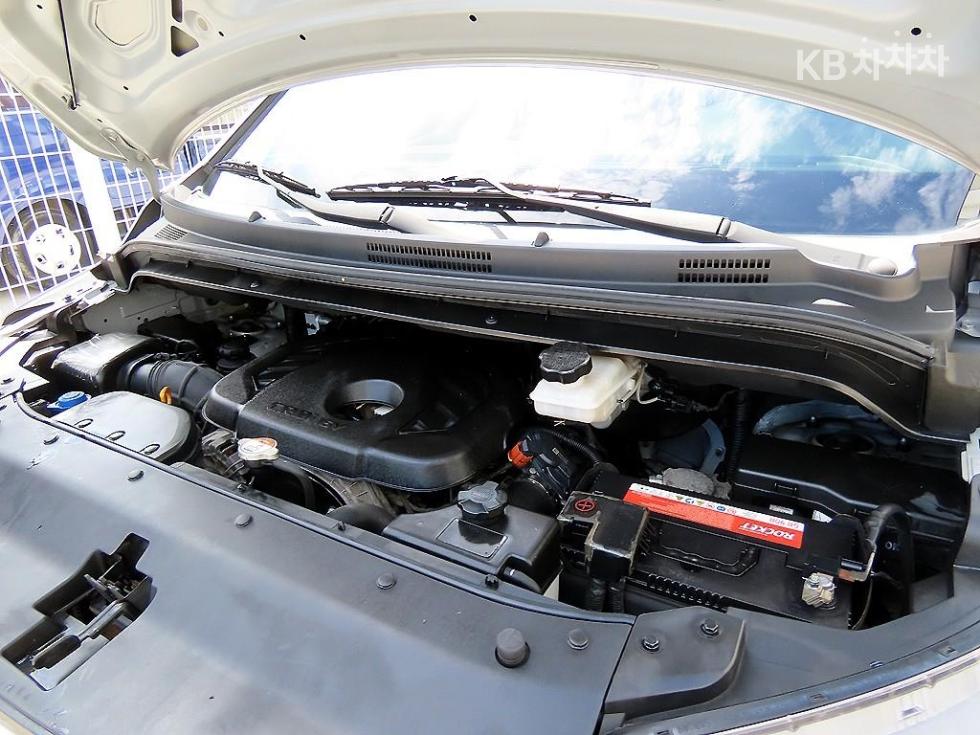 Hyundai Starex — miniaturë 16