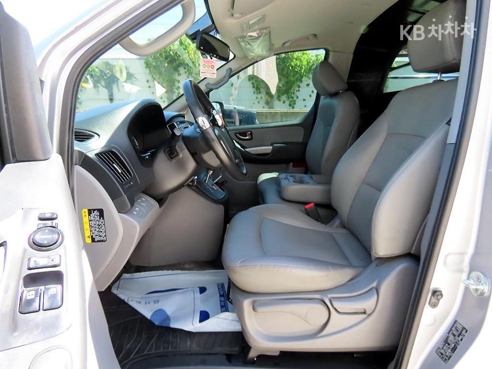 Hyundai Starex — miniaturë 5