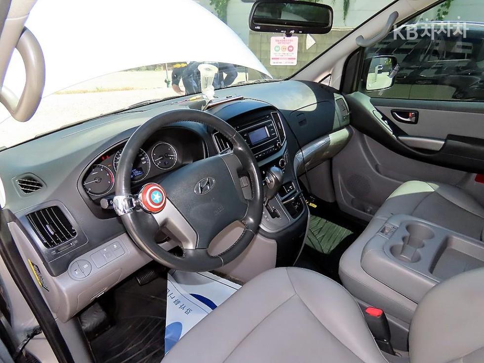 Hyundai Starex — miniaturë 7