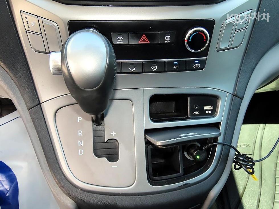Hyundai Starex — miniaturë 10