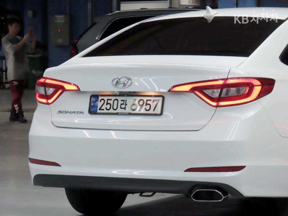 Hyundai Sonata — miniaturë 17
