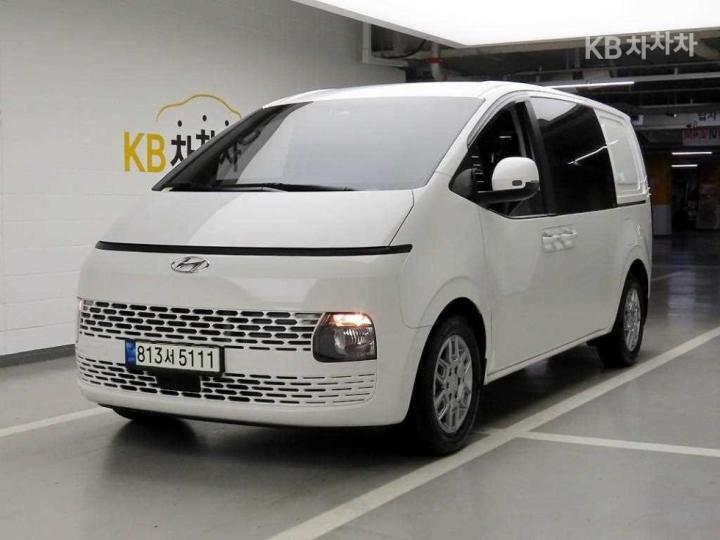 Hyundai Staria 2.2 카고 5 모던 — foto 1