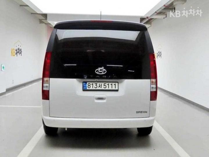 Hyundai Staria — miniaturë 4