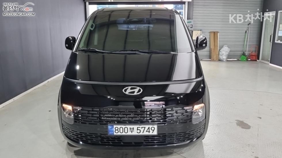 Hyundai Staria — miniaturë 3