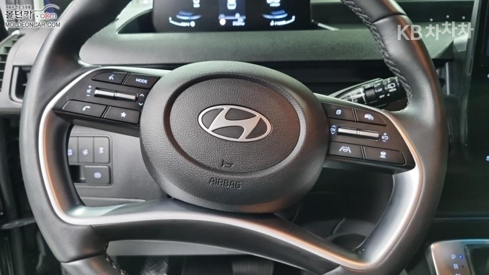 Hyundai Staria — miniaturë 9