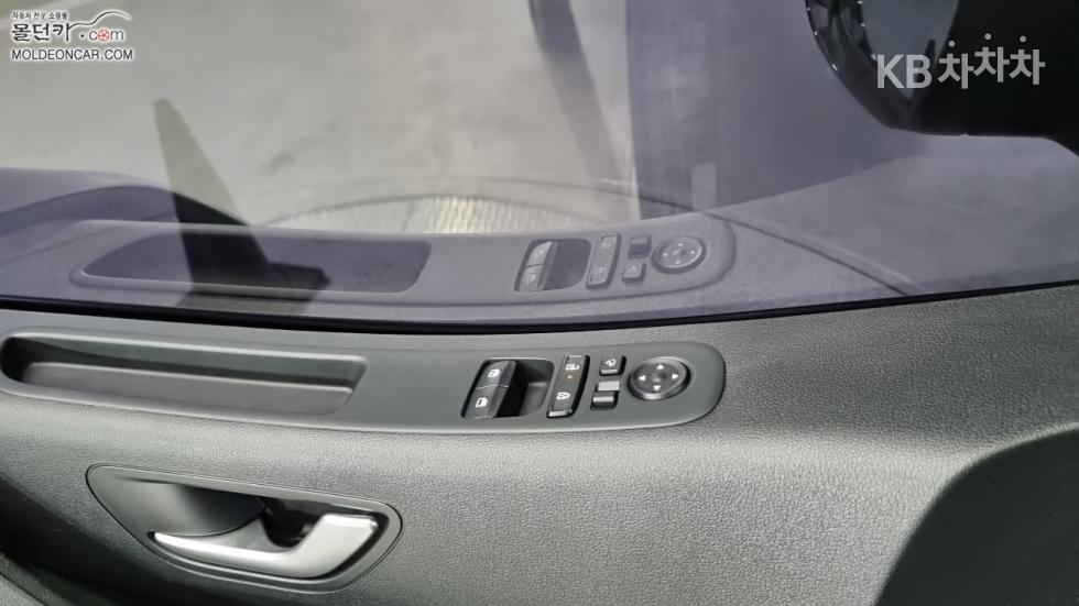 Hyundai Staria — miniaturë 15