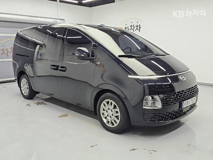 Hyundai Staria — miniaturë 4