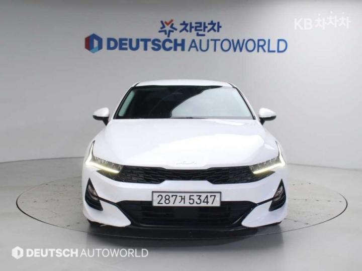 Kia K5 2.0 Trendy — foto 1
